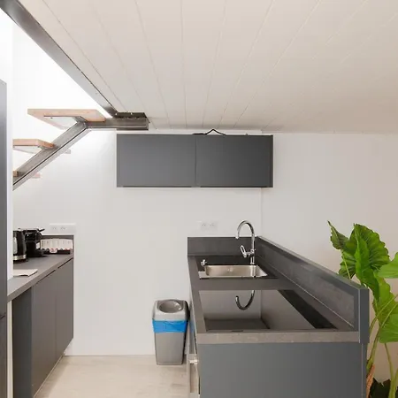 Apartment Anzur Yourhosthelper